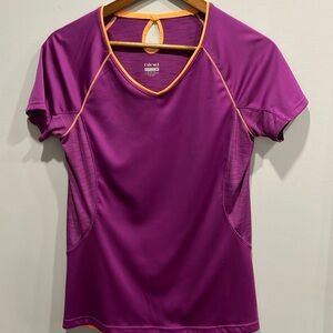 Athletic shirt